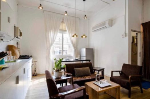 010326 | BRIGHT INDOCHINE APARTMENT NEARBY TAKASHIMAYA, DISTRICT 1