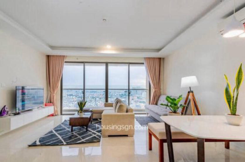 040322 | BRIGHT AND AIRY 3BR APARTMENT IN MILLENNIUM, D4