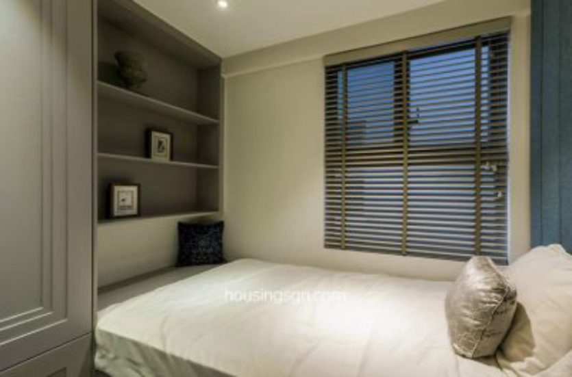 070217 | NEOCLASSICAL 2 BEDROOM APARTMENT FOR RENT IN SAIGON SOUTH, DISTRICT 7