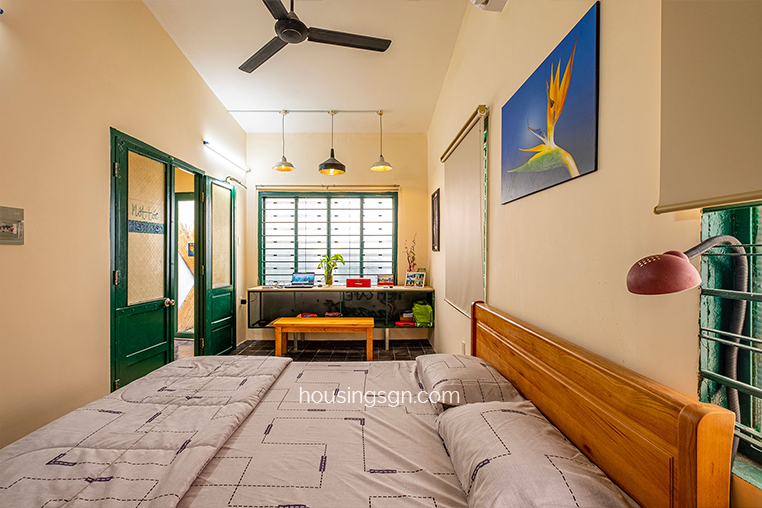 030229 | 2 BEDROOMS INDOCHINE APARTMENT NEAR TAN DINH MARKET, DISTRICT 3 - COZY BEDROOM