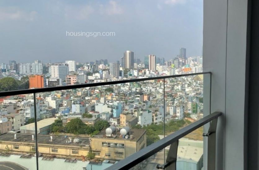 010273 | 2-BEDROOM RIVER VIEW APARTMENT IN D1MENSION, DISTRICT 1 - BALCONY