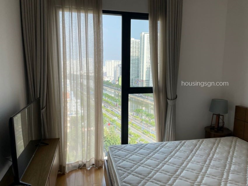 010273 | 2-BEDROOM RIVER VIEW APARTMENT IN D1MENSION, DISTRICT 1 - BEDROOM VIEW