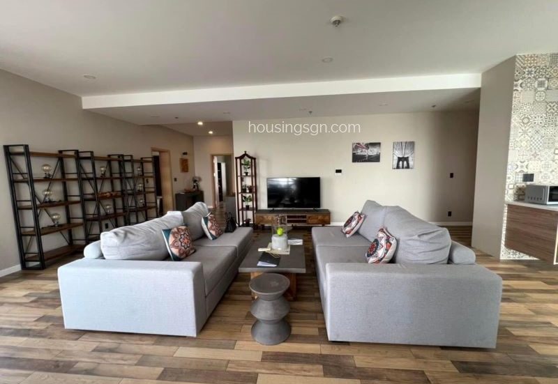 TD0384 | PENTHOUSE WITH PRIVATE GARDEN IN MASTERI THAO DIEN, THU DUC CITY - LIVING ROOM