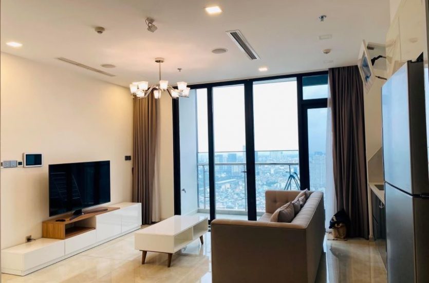 010281 | HIGH-CLASS 2-BEDROOM APARTMENT FOR RENT IN VINHOMES BASON, DISTRICT 1 - LIVING ROOM