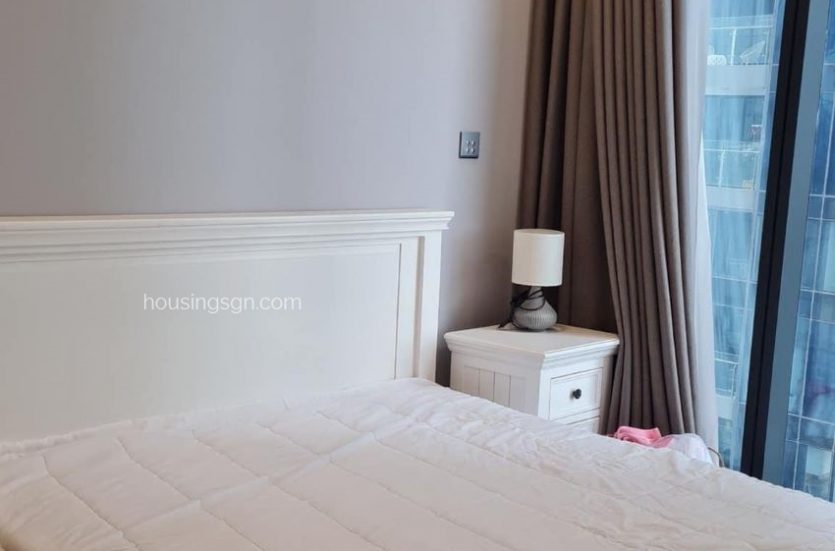 010283 | LUXURY 2-BEDROOM APARTMENT WITH RIVER VIEW IN VINHOMES BASON, THU DUC CITY - BEDROOM