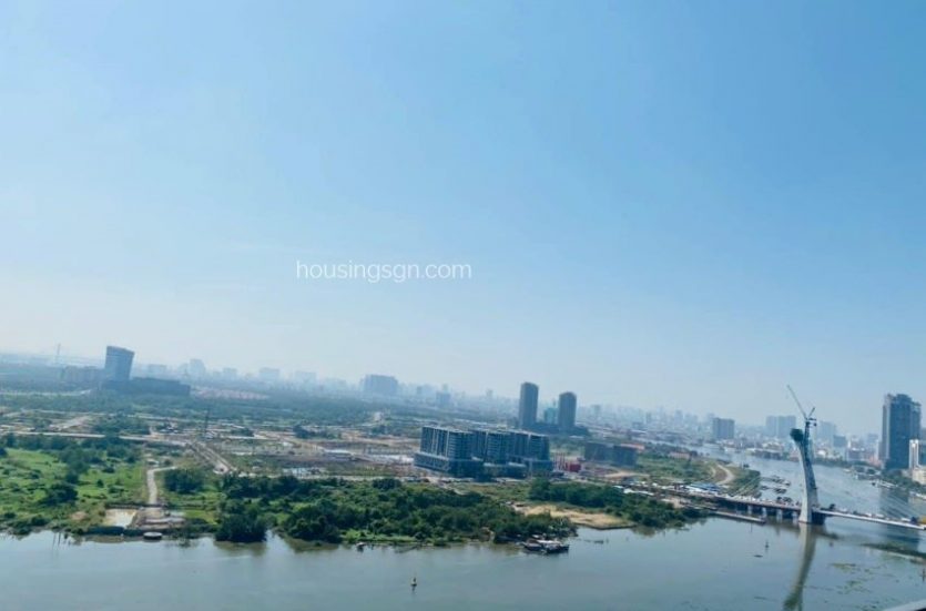 010331 | LUXURY 3-BEDROOM APARTMENT FOR RENT IN VINHOMES BASON, DISTRICT 1 - BALCONY VIEW