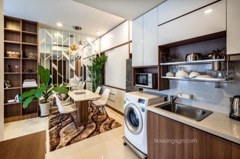 040032 | CITY VIEW STUDIO APARTMENT FOR RENT IN THE TRESOR, DISTRICT 4 - KITCHEN