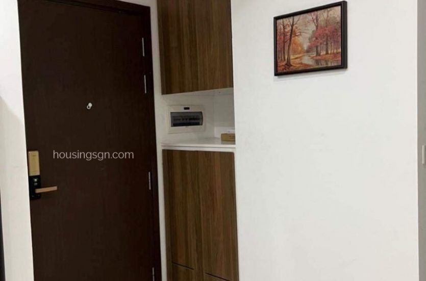 040255 | 2-BEDROOM APARTMENT FOR RENT IN THE TRESOR, DISTRICT 4 - ENTRANCE
