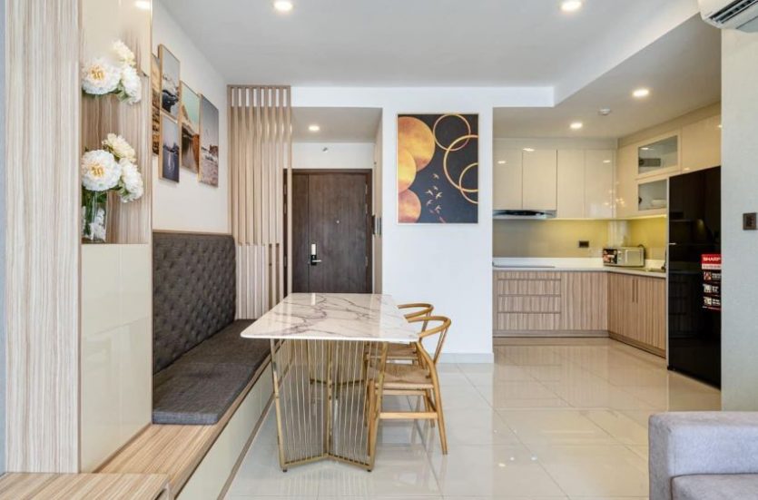 040257 | LUXURY 2-BEDROOM APARTMENT IN SAI GON ROYAL RESIDENCE, DISTRICT 4 - KITCHEN