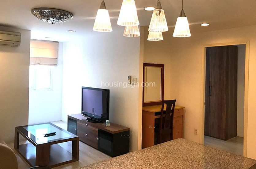 010286 | SERVICED 2-BEDROOM APARTMENT FOR RENT IN DAKAO, DISTRICT 1 - LIVING ROOM