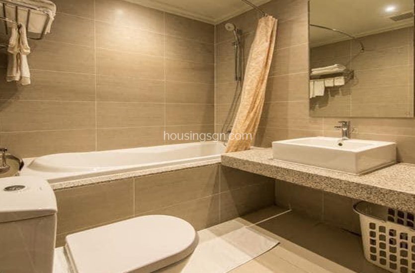030169 | HIGH-CLASS 1-BEDROOM APARTMENT IN CENTER OF DISTRICT 3 - REST ROOM