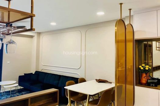 100202 | 2-BEDROOM APARTMENT FOR RENT IN KINGDOM 101, DISTRICT 10 - LIVING ROOM