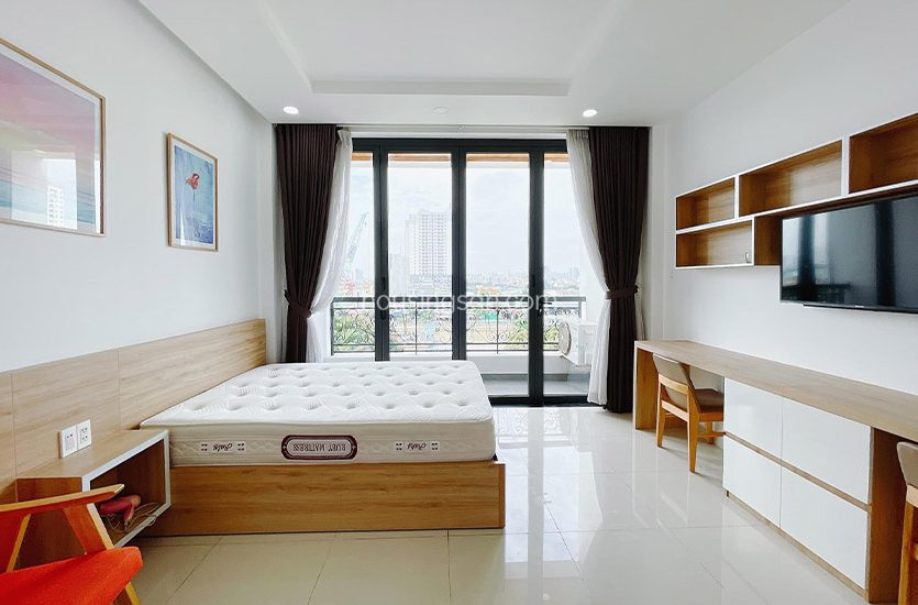 040124 | 1 BEDROOM APARTMENT WITH BALCONY IN TON THAT THUYET, DISTRICT 4