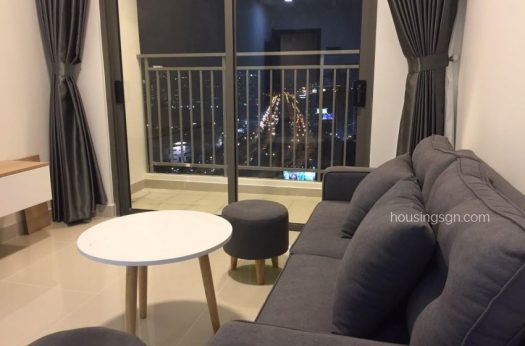 TD01159 | 1-BEDROOM CITY VIEW APARTMENT IN SUN AVENUE, THU DUC CITY - LIVING ROOM