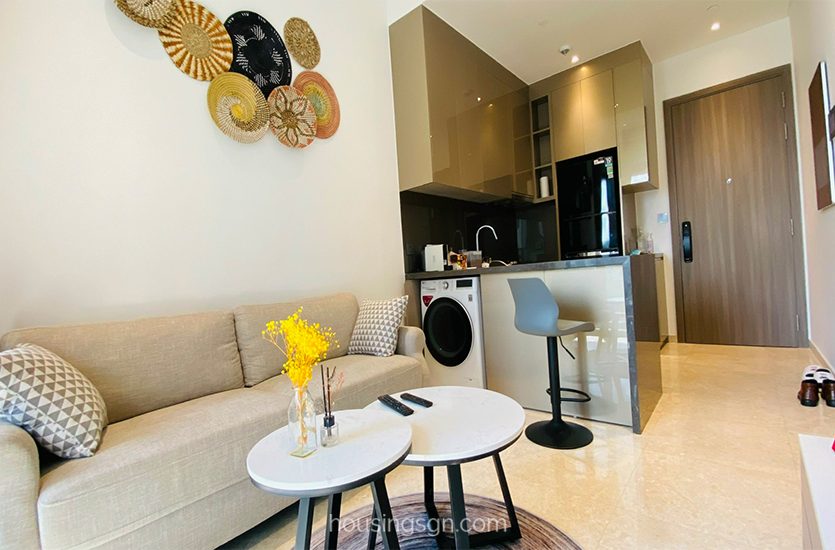 0101167 | CITY’S HEART 1-BEDROOM APARTMENT FOR RENT IN MARQ, DISTRICT 1