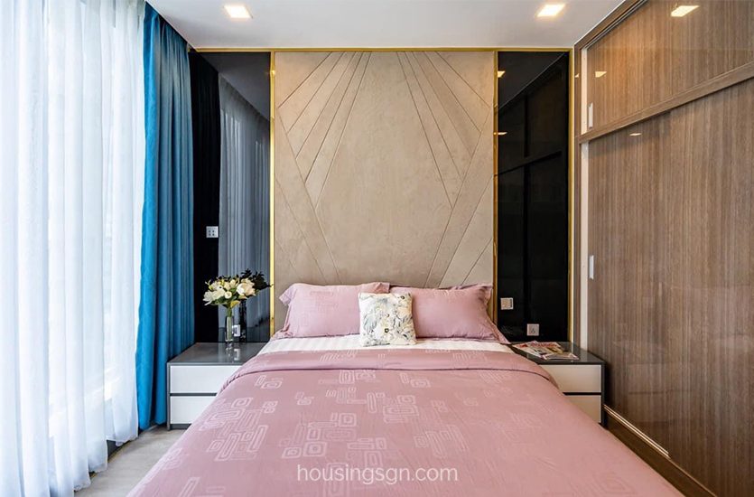 0102100 | HIGH-CLASS 2-BEDROOM APARTMENT IN VINHOMES BASON, DISTRICT 1
