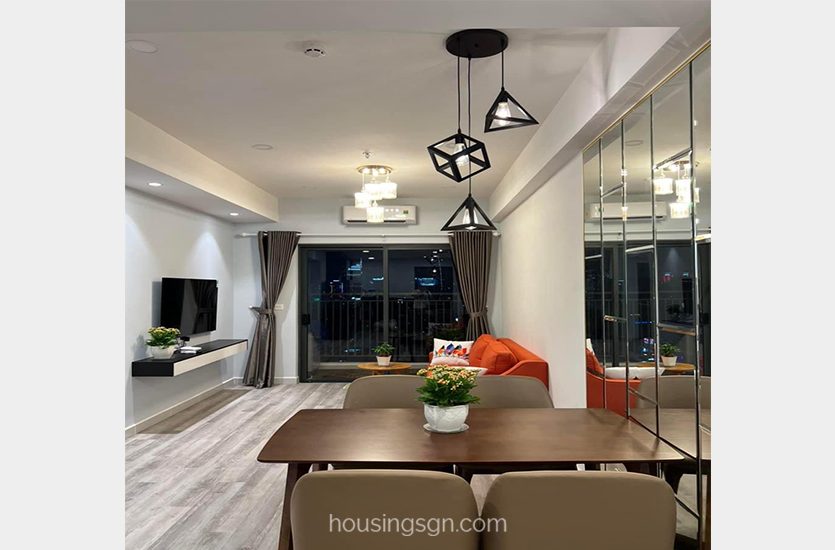 0102101 | MODERN AND LUXURY 2-BEDROOM APARTMENT IN SOHO, DISTRICT 1