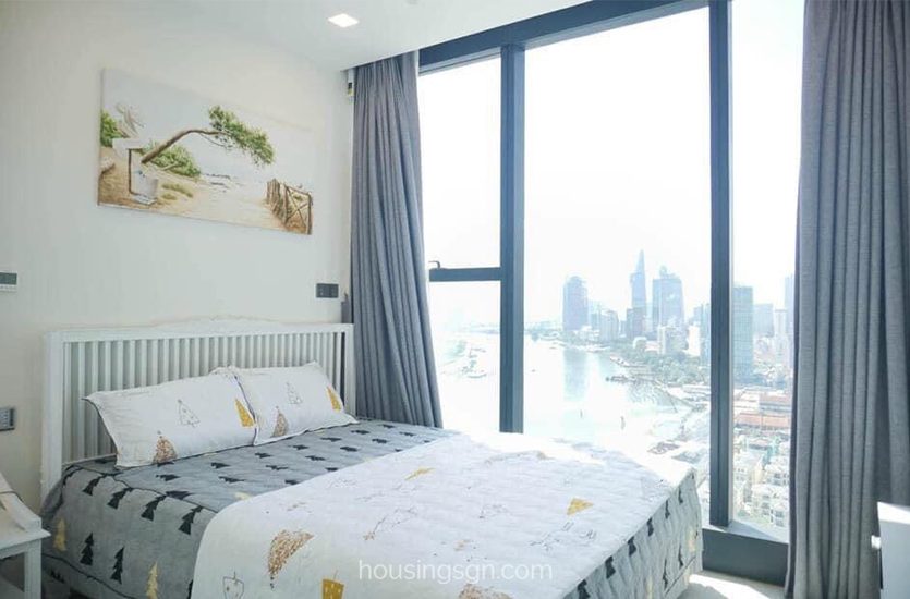 010291 | 2-BEDROOM RIVER VIEW APARTMENT IN VINHOMES BASON, DISTRICT 1