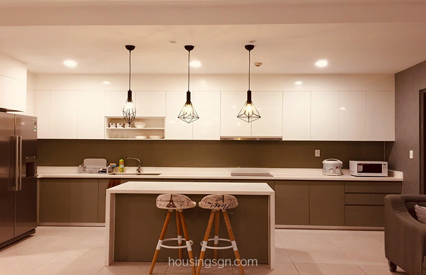 010335 | HIGH-CLASS 3-BEDROOM APARTMENT FOR RENT IN VINHOMES GOLDEN RIVER, DISTRICT 1