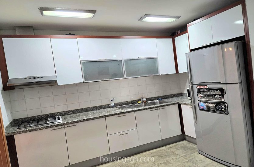 BT0281 | 2-BEDROOM APARTMENT FOR RENT IN THE MANOR, BINH THANH DISTRICT