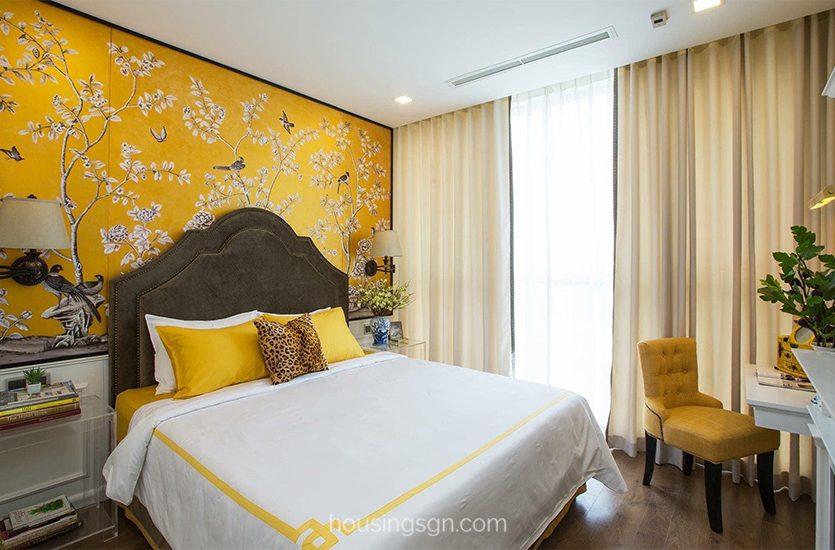 BT0347 | ROYAL STYLE 3-BEDROOM APARTMENT IN VINHOMES CENTRAL PARK, BINH THANH DISTRICT