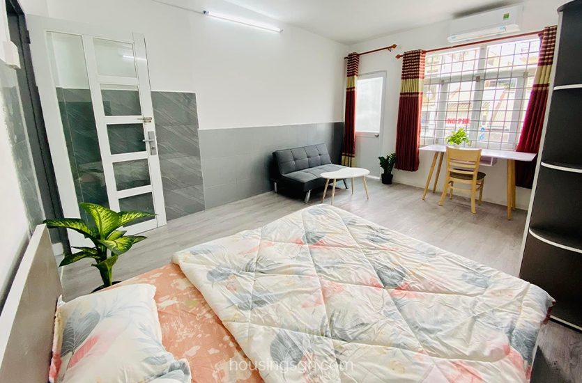 PN0119 | SPACIOUS 1-BEDROOM SERVICED APARTMENT IN THE HEART OF PHU NHUAN DISTRICT