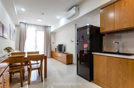 040272 | 2-BEDROOM APARTMENT FOR RENT IN SAIGON ROYAL, DISTRICT 4