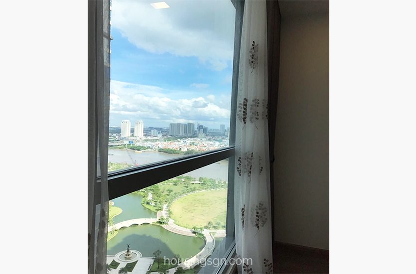 BT0294 | 2-BEDROOM CLASSY APARTMENT IN VINHOMES CENTRAL PARK, BINH THANH