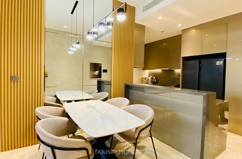 0102117 | 2-BEDROOM HIGH-END APARTMENT FOR RENT IN THE MARQ, DISTRICT 1