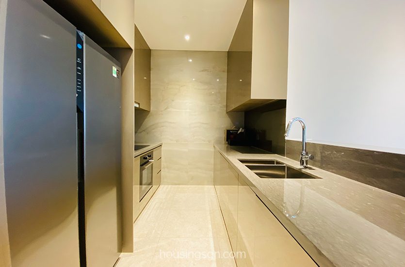 0102120 | CITY-VIEW 2-BEDROOM LUXURY APARTMENT FOR RENT IN THE MARQ, DISTRICT 1