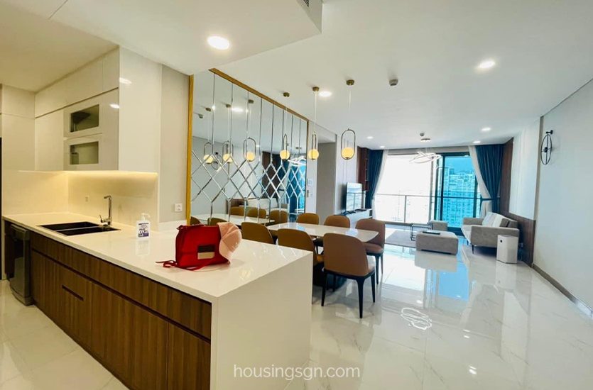 BT0357 | 3-BEDROOM HIGH-CLASS APARTMENT FOR RENT IN SUNWAH PEARL, BINH THANH