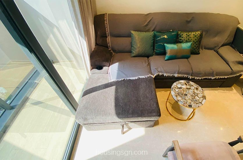 0102128 | 2-BEDROOM LUXURY APARTMENT FOR RENT IN THE MARQ, DISTRICT 1