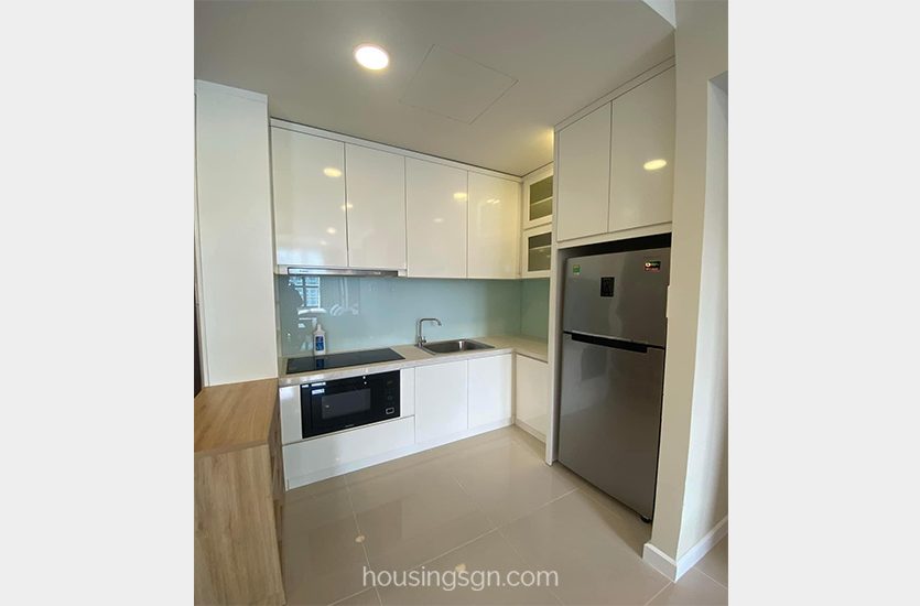 040132 | 1-BEDROOM CITY-VIEW APARTMENT FOR RENT IN ICON 56, DISTRICT 4 CENTER