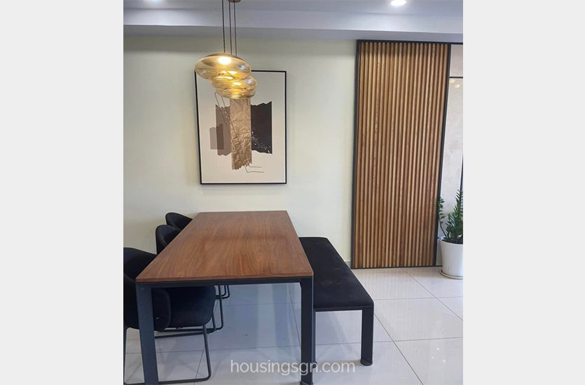 040329 | STUNNING 3-BEDROOM LUXURY APARTMENT FOR RENT IN THE TRESOR, DISTRICT 4