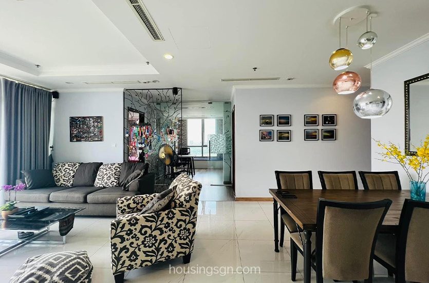 BT02100 | HIGH-END 2-BEDROOM APARTMENT FOR RENT IN VINHOMES CENTRAL PARK, BINH THANH DISTRICT