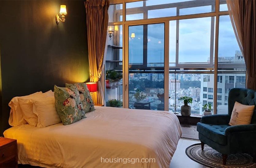 BT0360 | 3-BEDROOM LUXURY PENTHOUSE APARTMENT IN VINHOMES CENTRAL PARK, BINH THANH DISTRICT
