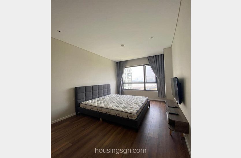TD0424 | EXTRA 4-BEDROOM RIVER VIEW APARTMENT FOR RENT IN DIAMOND ISLAND, THU DUC