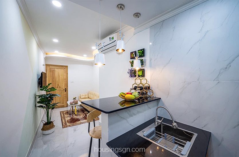 0101208 | SPACIOUS AND LUXURY 1-BEDROOM SERVICED APARTMENT IN DISTRICT 1 CENTER