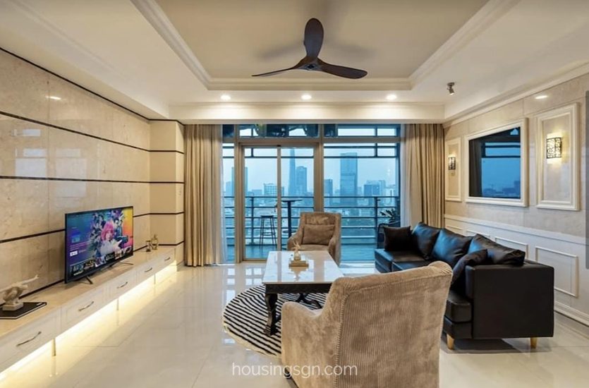 0102132 | LIVE LIKE A KING WITH THE MOST LUXURIOUS APARTMENT IN SAILING TOWER, DISTRICT 1