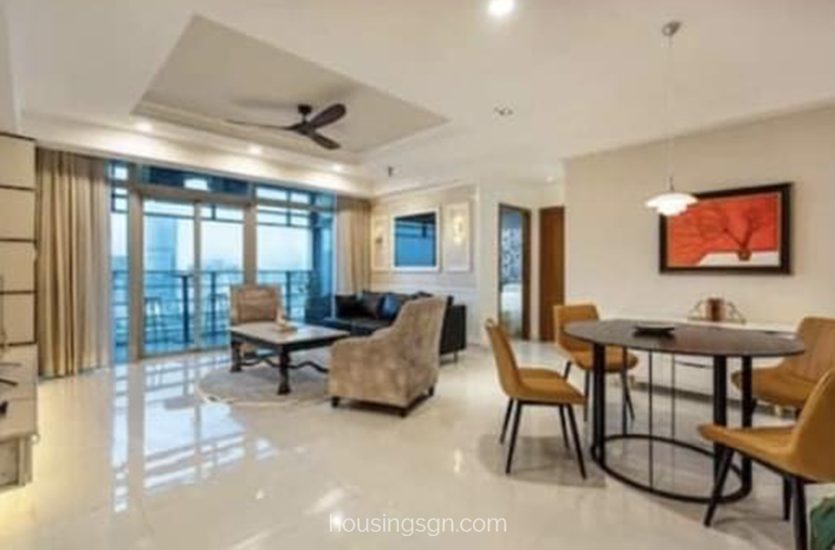 0102132 | LIVE LIKE A KING WITH THE MOST LUXURIOUS APARTMENT IN SAILING TOWER, DISTRICT 1