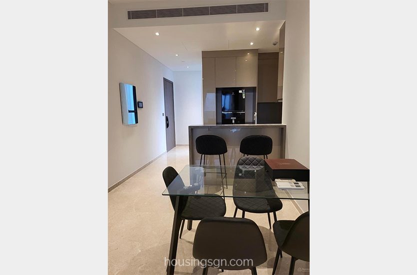 0102133 | CITY VIEW 2-BEDROOM LUXURY APARTMENT IN THE MARQ, DISTRICT 1