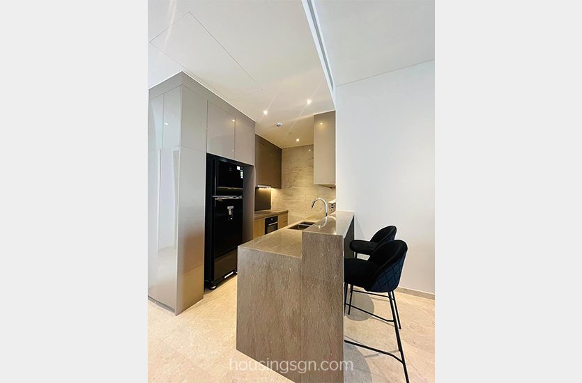 0102133 | CITY VIEW 2-BEDROOM LUXURY APARTMENT IN THE MARQ, DISTRICT 1
