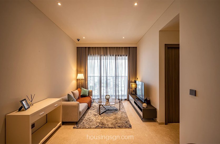 0102135 | THE LUXURIOUS 2-BEDROOM APARTMENT FOR RENT IN THE MARQ, DISTRICT 1