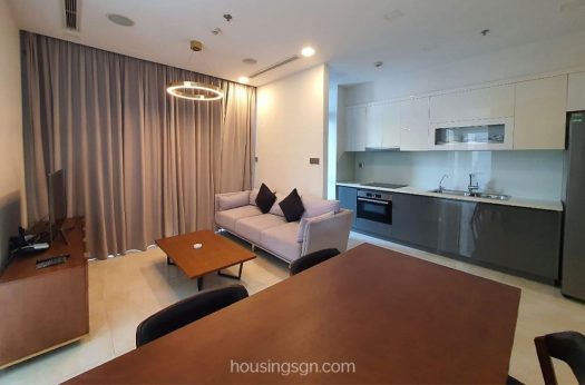 0102137 | RIVER VIEW 2-BEDROOM LUXURY APARTMENT IN VINHOMES GOLDEN RIVER, DISTRICT 1