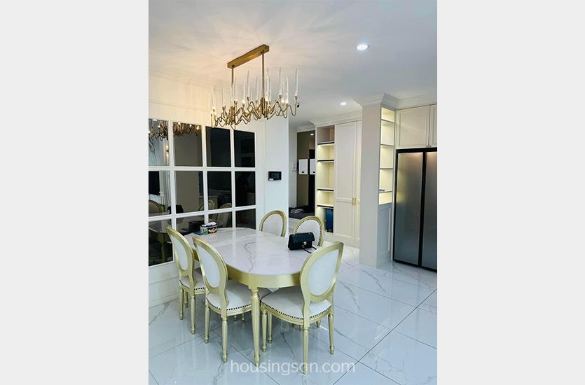 070121 | 1-BEDROOM ROYAL APARTMENT FOR RENT IN SUNRISE CITY, DISTRICT 7