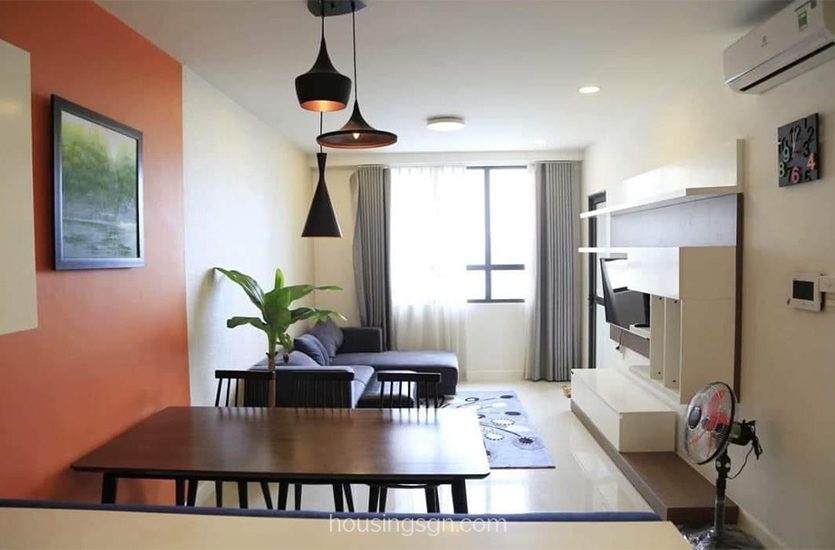 040284 | LOVELY 2-BEDROOM APARTMENT FOR RENT IN ICON 56, DISTRICT 4
