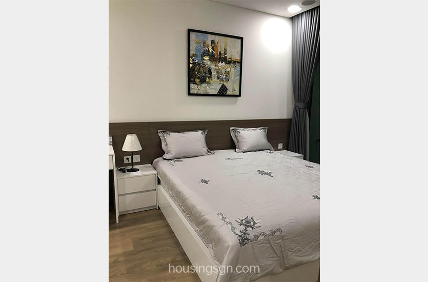 BT0188 | LUXURY 1-BEDROOM APARTMENT IN VINHOMES CENTRAL PARK, BINH THANH