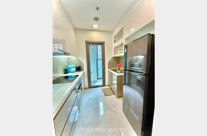 BT02105 | RIVER VIEW 2-BEDROOM RESORT STYLE APARTMENT IN VINHOMES CENTRAL PARK