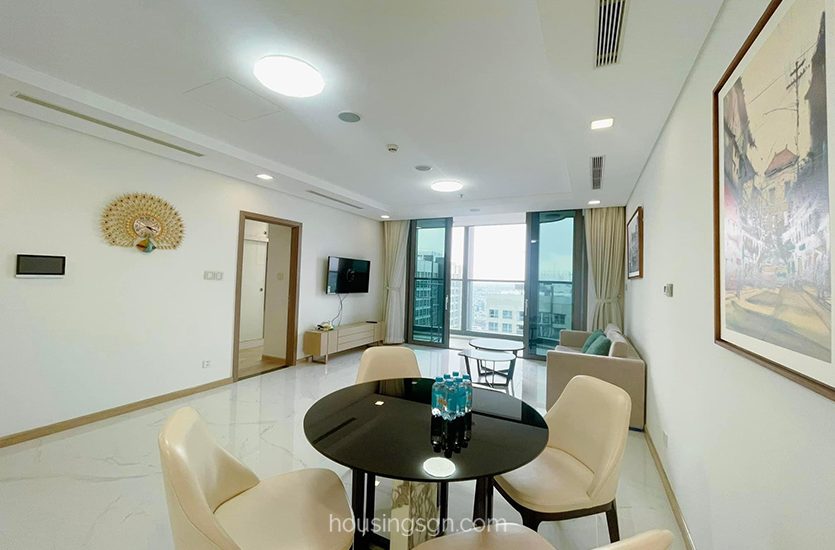 BT02107 | RIVER-VIEW 2-BEDROOM LUXURY APARTMENT IN VINHOMES CENTRAL PARK, BINH THANH