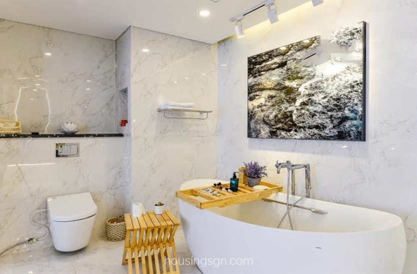 BT0363 | HIGH-END 3-BEDROOM APARTMENT IN VINHOMES CENTRAL PARK, BINH THANH